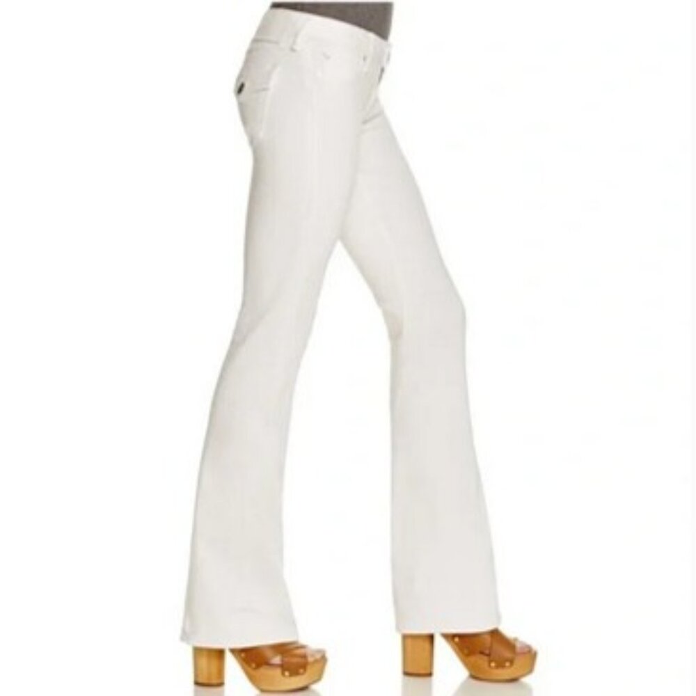 True Religion Optic White Mid Rise Flare Horseshoe Flap Pocket Jeans SZ 28 NWT
